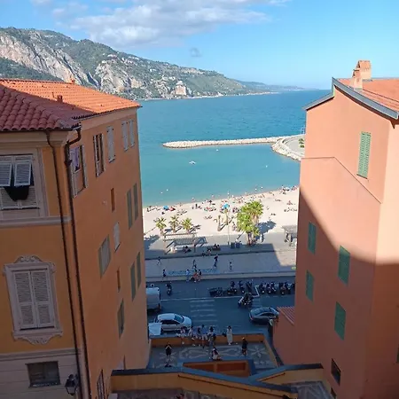 Apartment Duplex Vue 50m De La Des Sablettes *